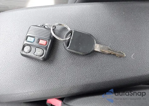 2010 Ford Focus Se из США, поврежденный, VIN 1FAHP3FN2AW239296